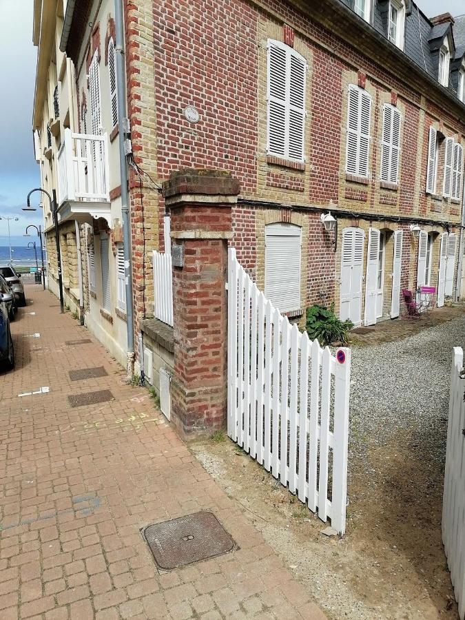 Le Cottage De Gabriel Front De Mer Villers-sur-Mer Exterior foto